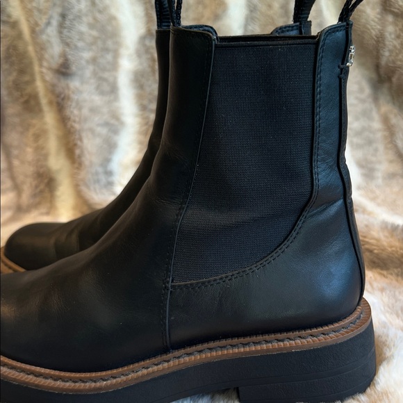 Sam Edelman Laguna Chelsea boot - Picture 6 of 8